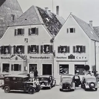 Bramerl – Café Konditorei Weinstube Brameshuber
