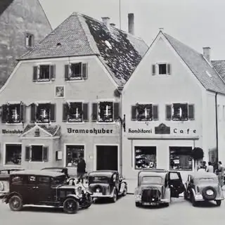 Bramerl – Café Konditorei Weinstube Brameshuber