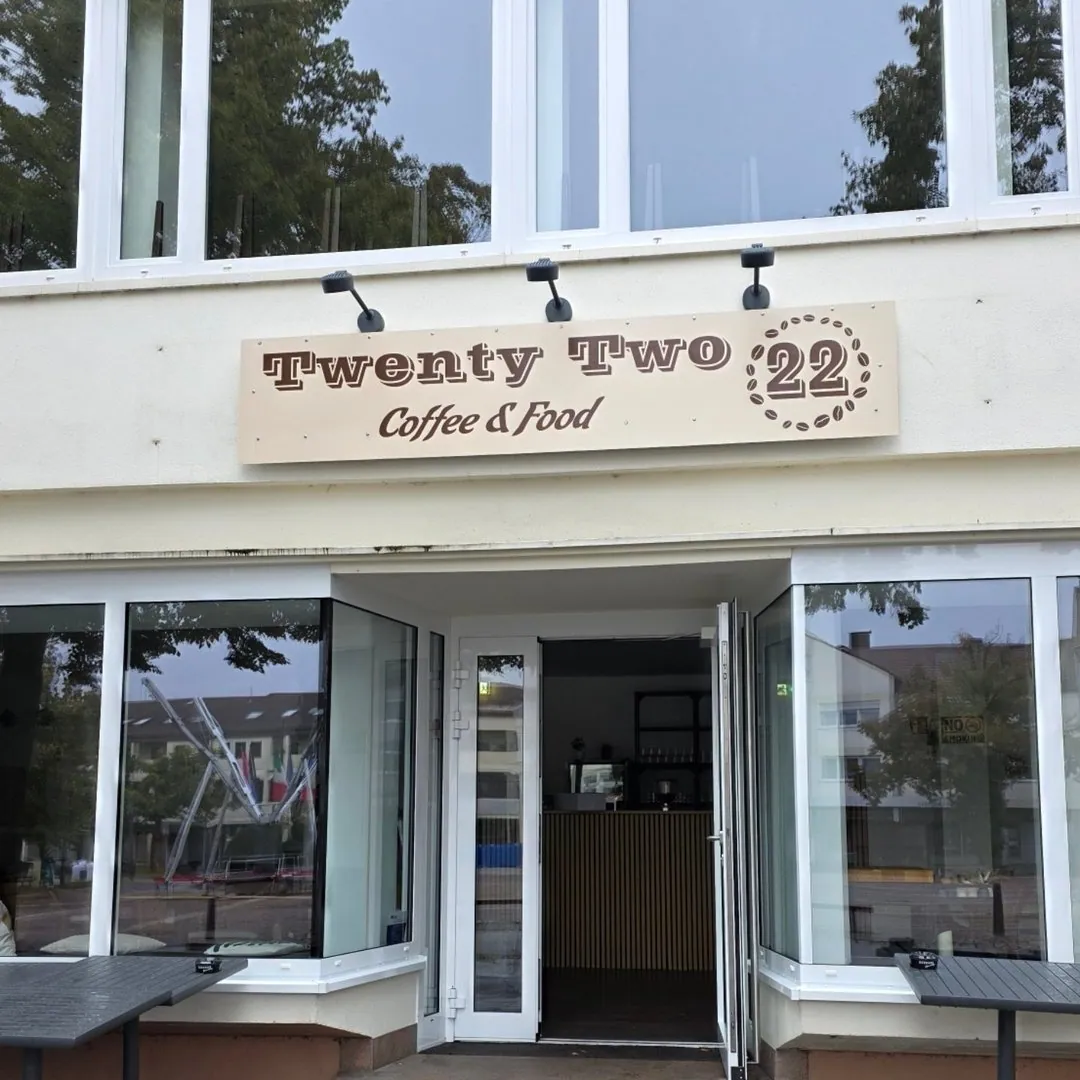 Café Twenty Two