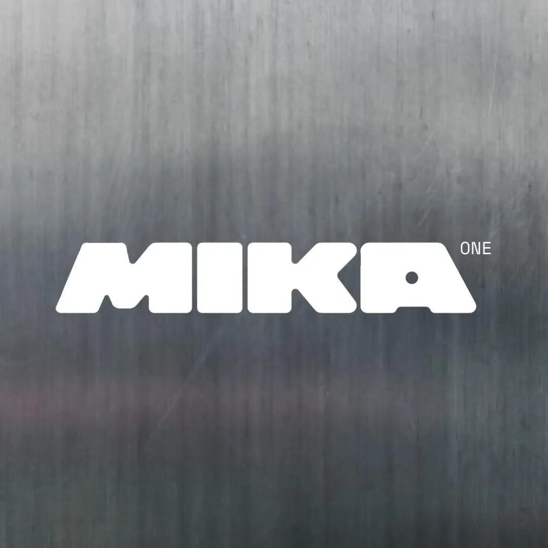 Mika One - Café
