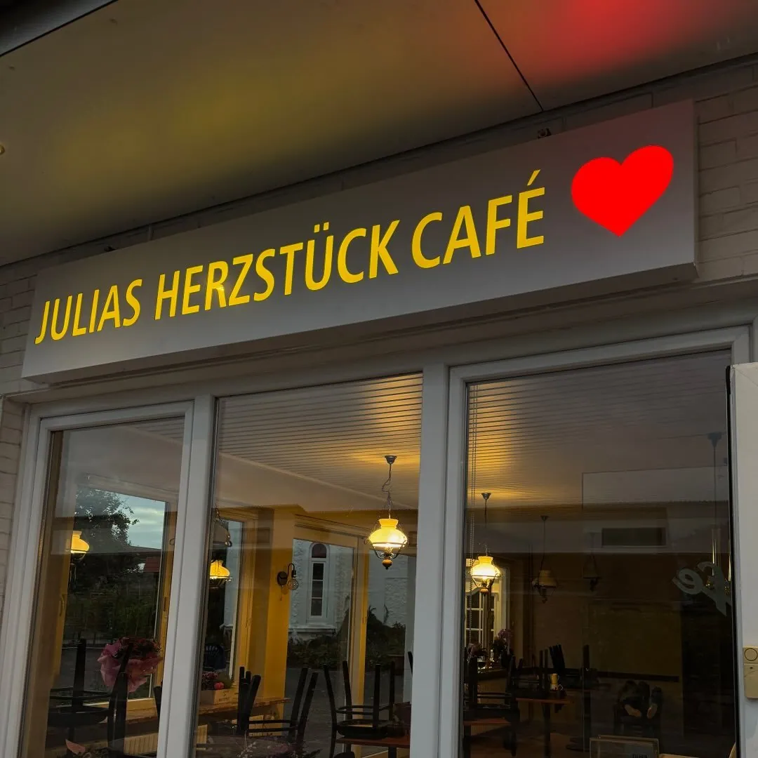 Julias Herzstück Café