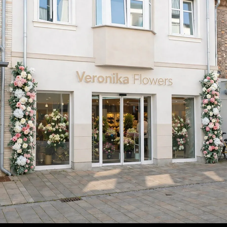 Veronika Flowers