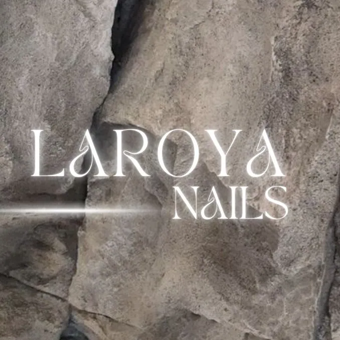 Laroya Nails