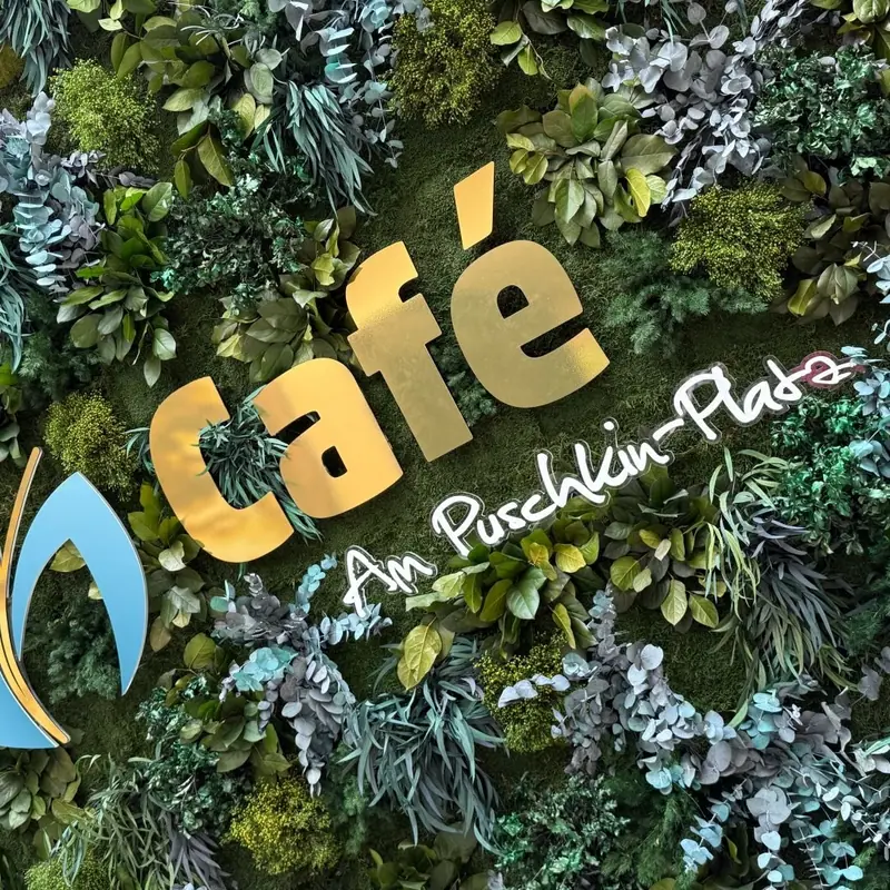 Café und Bar am Puschkin-Platz