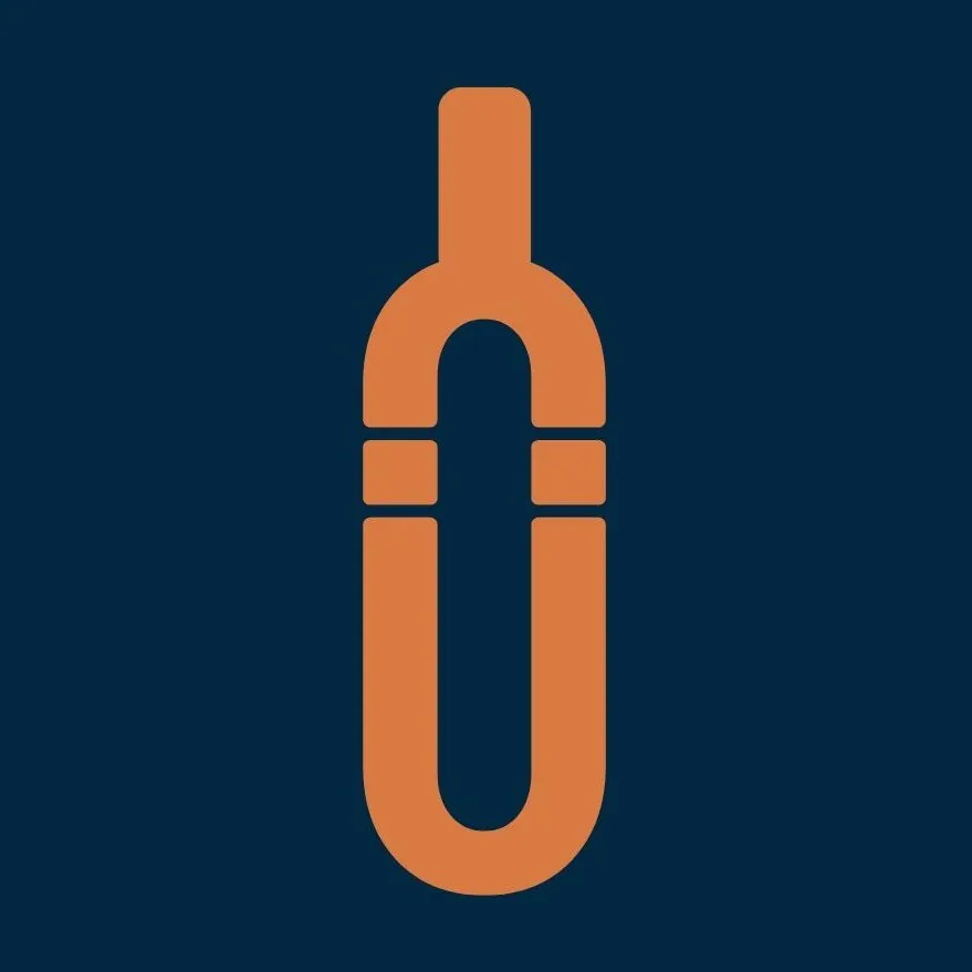 BLÜTHNER – Das Weincafé am Stadthafen