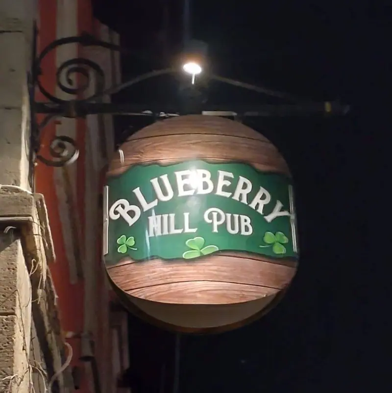Blueberry Hill Pub