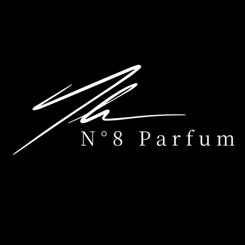N°8 Parfum
