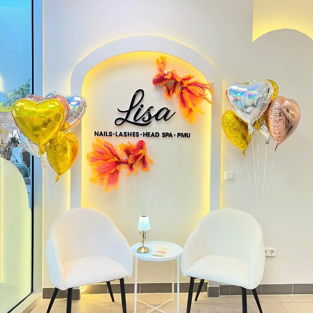 Lisa - Nails & Lashes